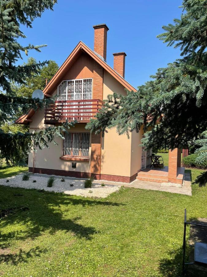 Chill Apartman Orosháza Zewnętrze zdjęcie