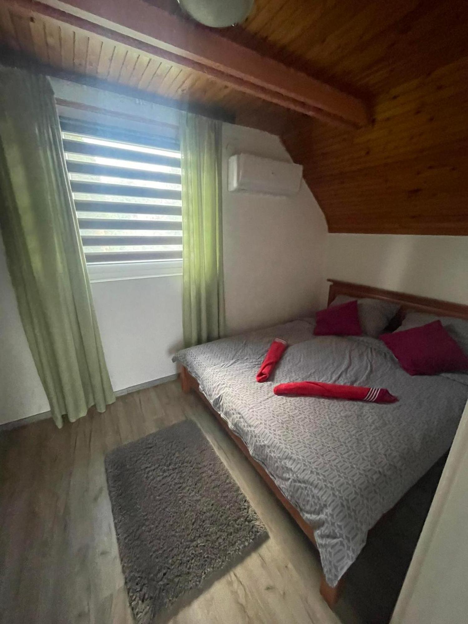 Chill Apartman Orosháza Zewnętrze zdjęcie